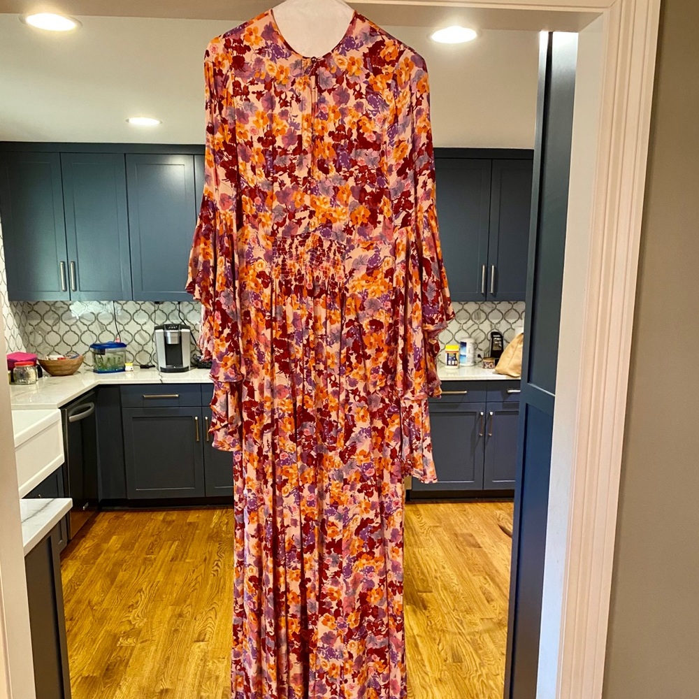 By TiMo Maxi Dress Size Small